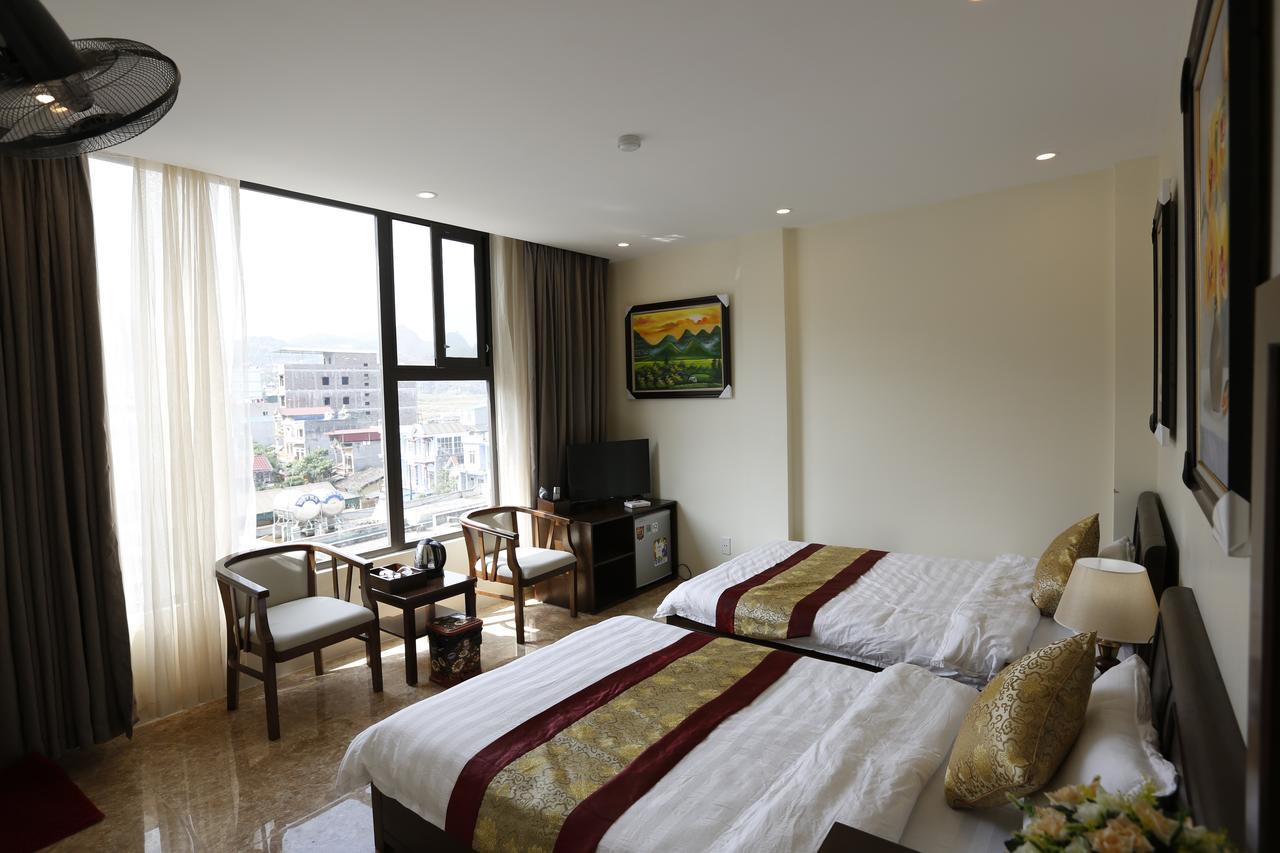 Hoang Ngoc Hotel Dong Van  Exterior photo